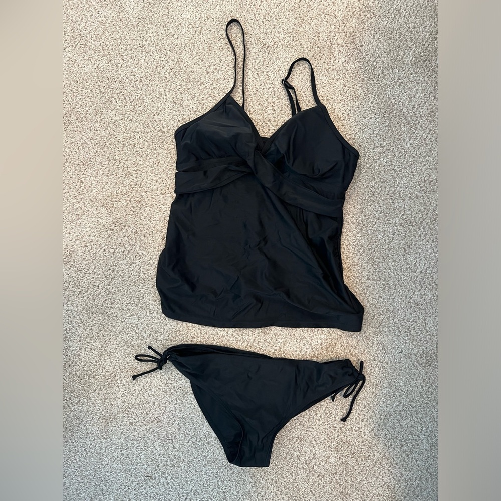 Maternity swimsuit size M